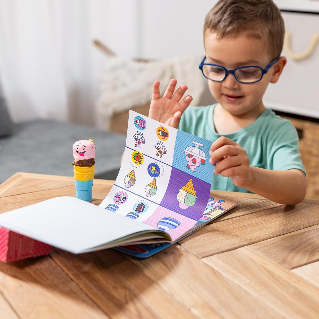 Melissa & Doug: Sticker WOW! Activity Pad Set: Ice Cream