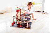 Hape: Park and Go Garage