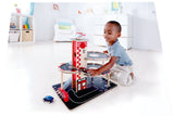 Hape: Park and Go Garage