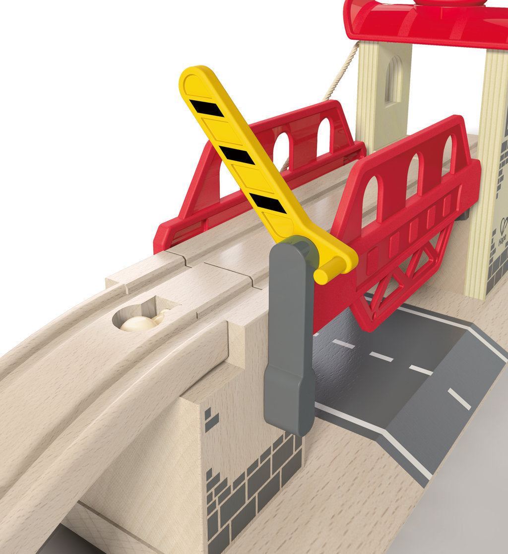 Hape: Lifting Bridge