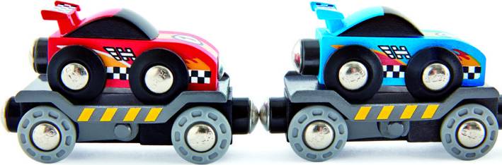 Hape: Race Car Transporter