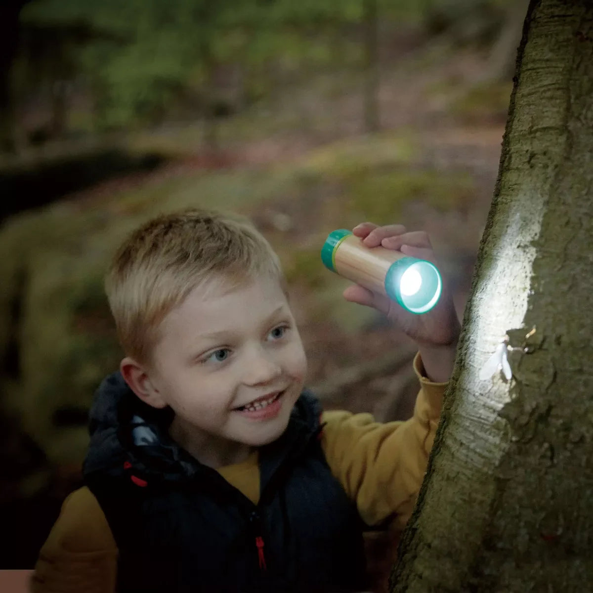 Hape: Hand-Powered Flashlight