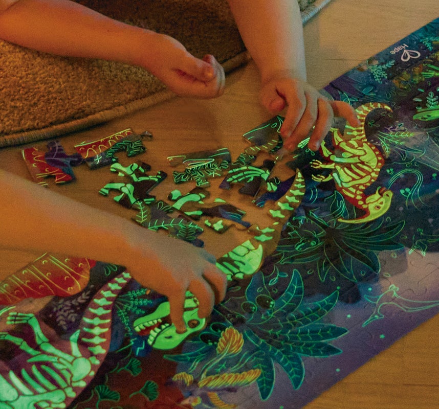 Hape: 200pc Dinosaur Puzzle Glowing 1.5m