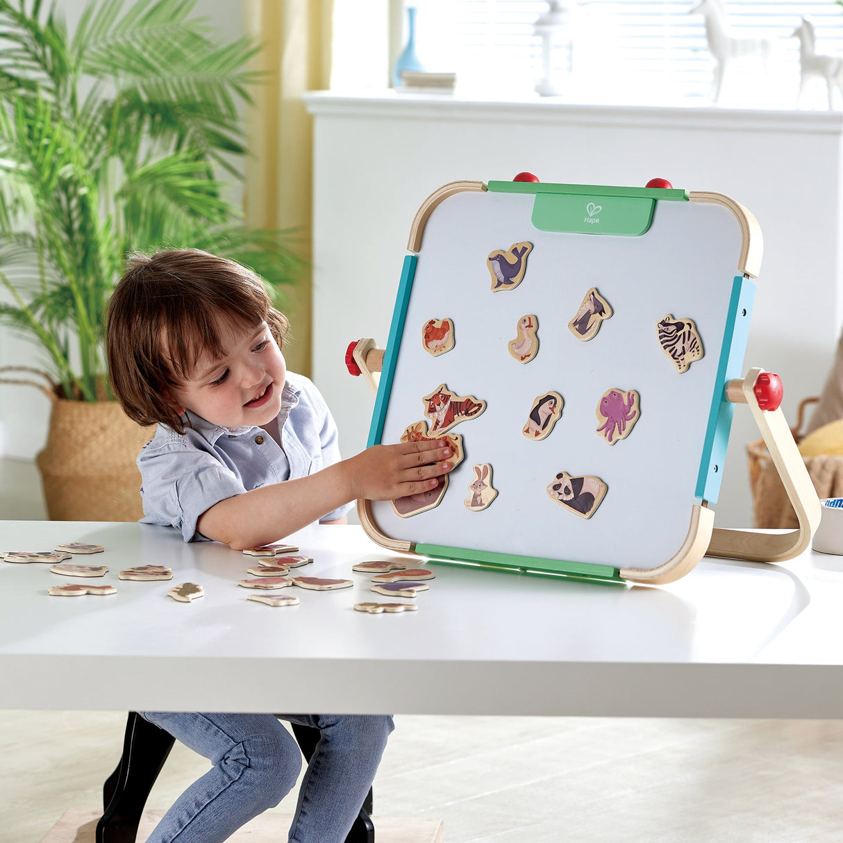 Hape: Magnetic Animals