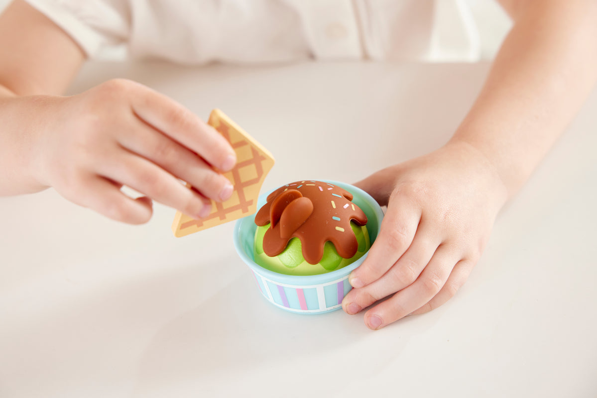 Hape: Creamy Dreamy Ice Cream Corner