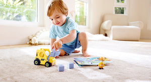 Hape: Land The Buzzing Bulldozer