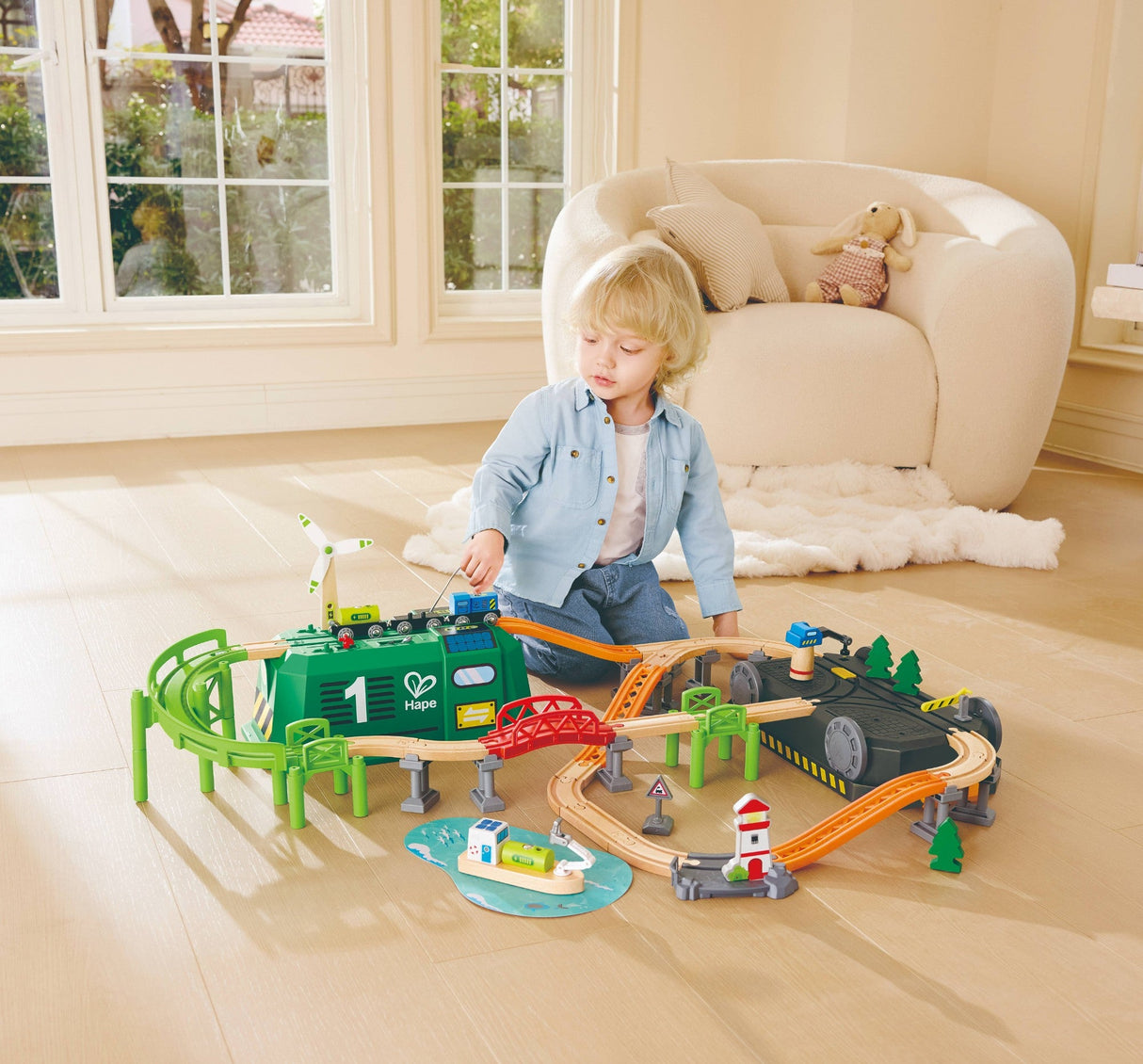 Hape: Train Bucket Set