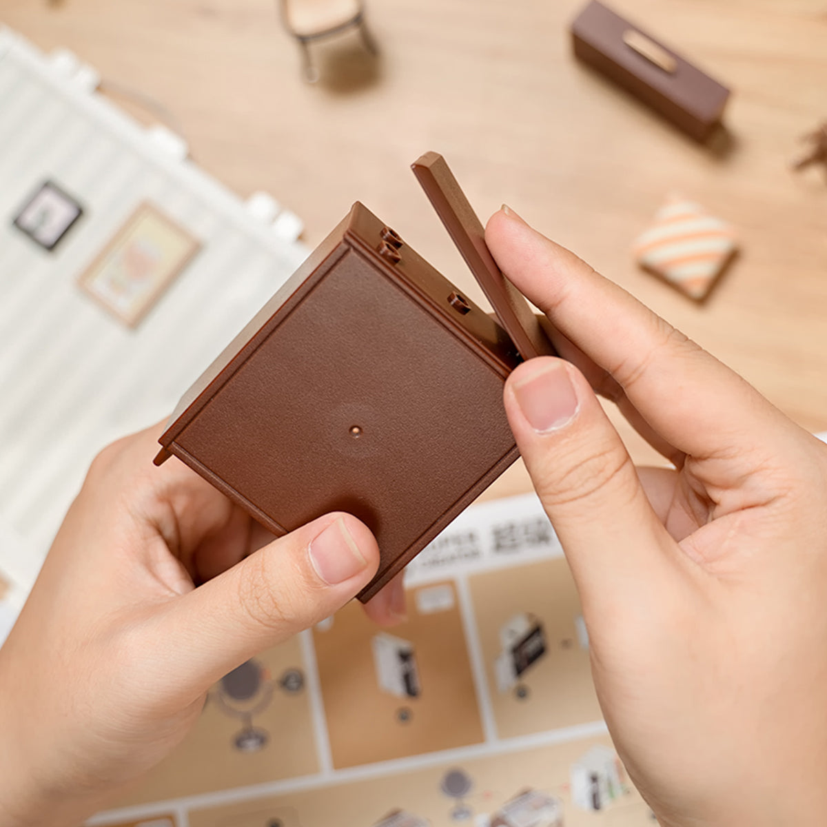 Rolife: Sweet Dream Bedroom - Super Store Plastic DIY Miniature Puzzle