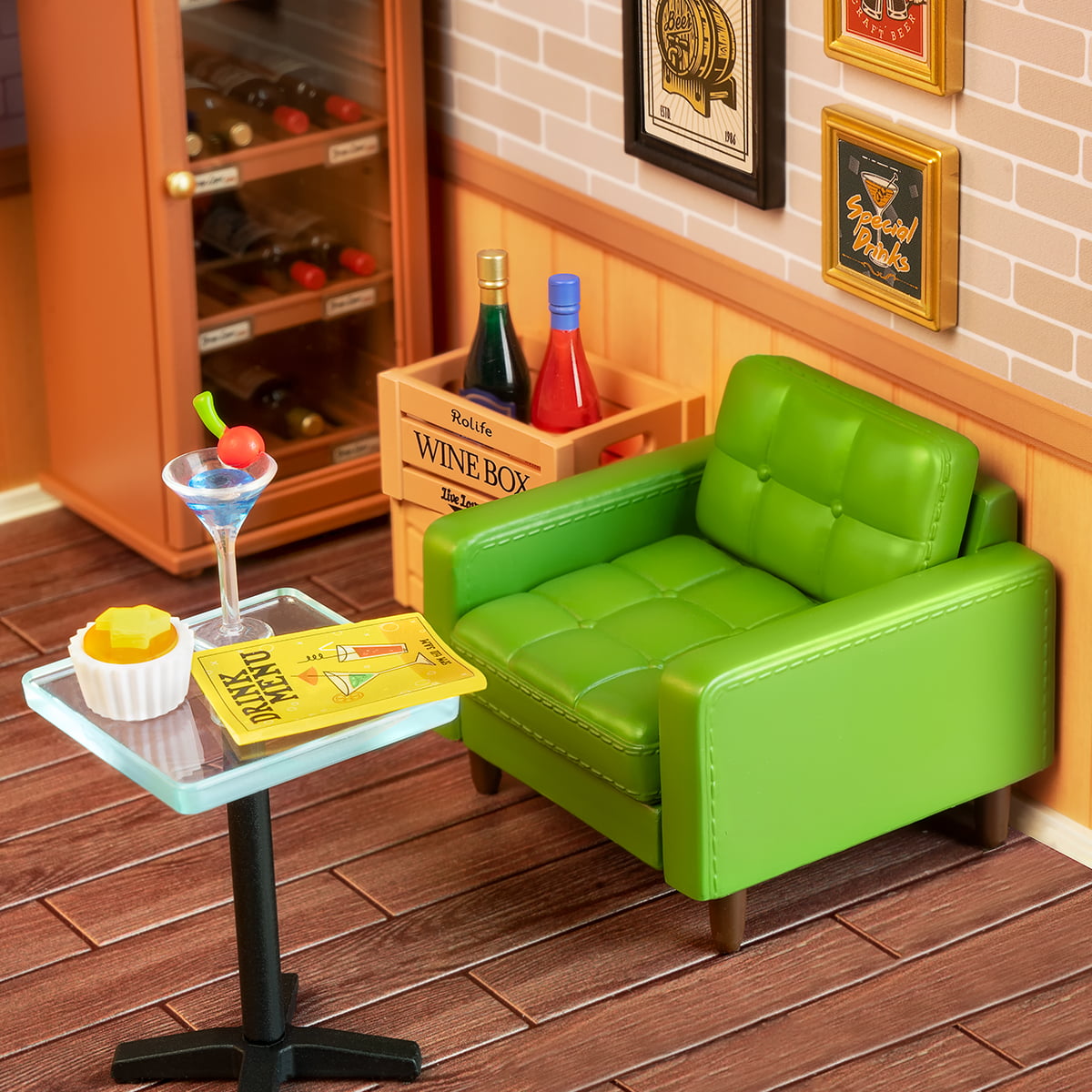 Rolife: Leisurely Cheers Bar - Super Store Plastic DIY Miniature Puzzle