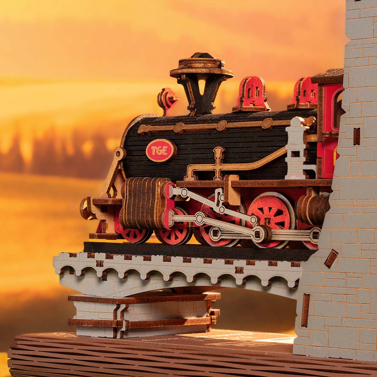 Rolife: Century Train Book Nook DIY Miniature Puzzle