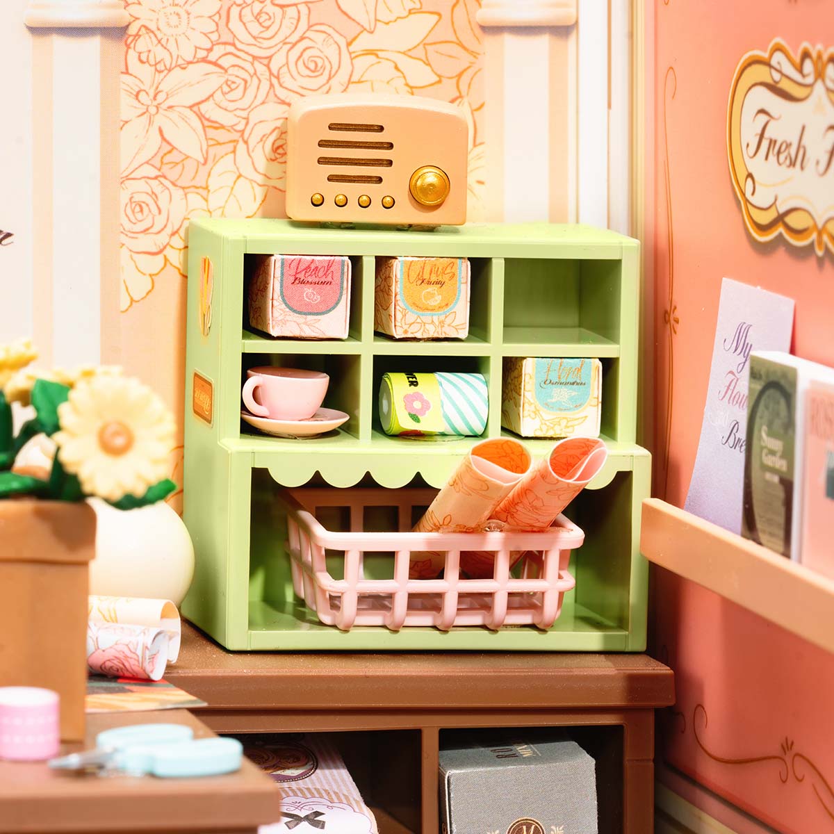Rolife: Fresh Flower Shop - Super Store Plastic DIY Miniature Puzzle