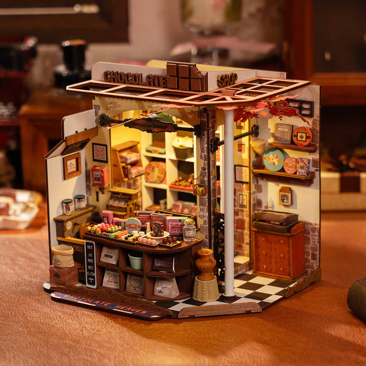 Rolife: Henry's Chocolate DIY Miniature Puzzle