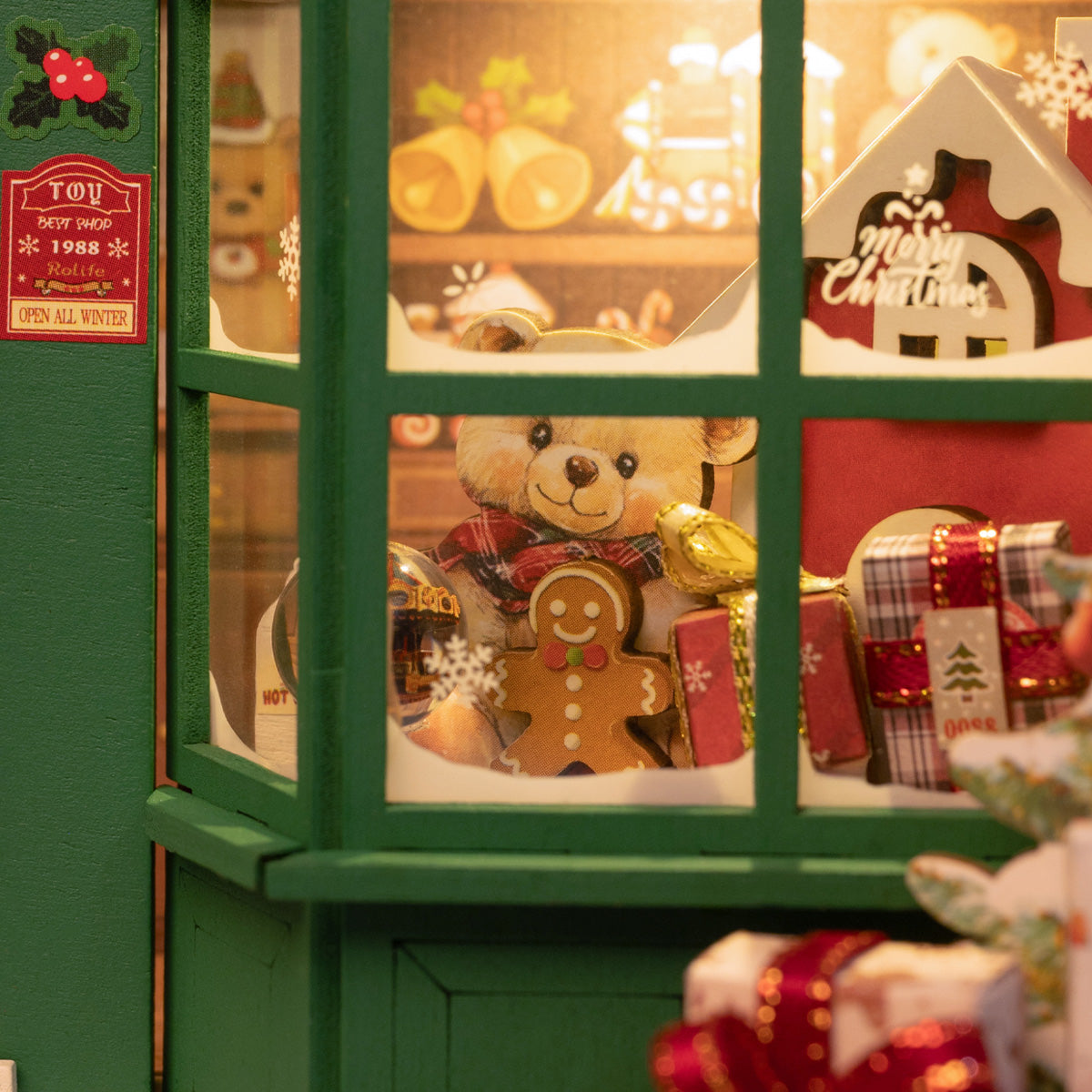 Rolife: Santa's Toy Shop DIY Miniature Puzzle Kit - (DP006)