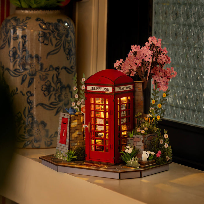 Rolife: Blossom Book Booth DIY Miniature Puzzle