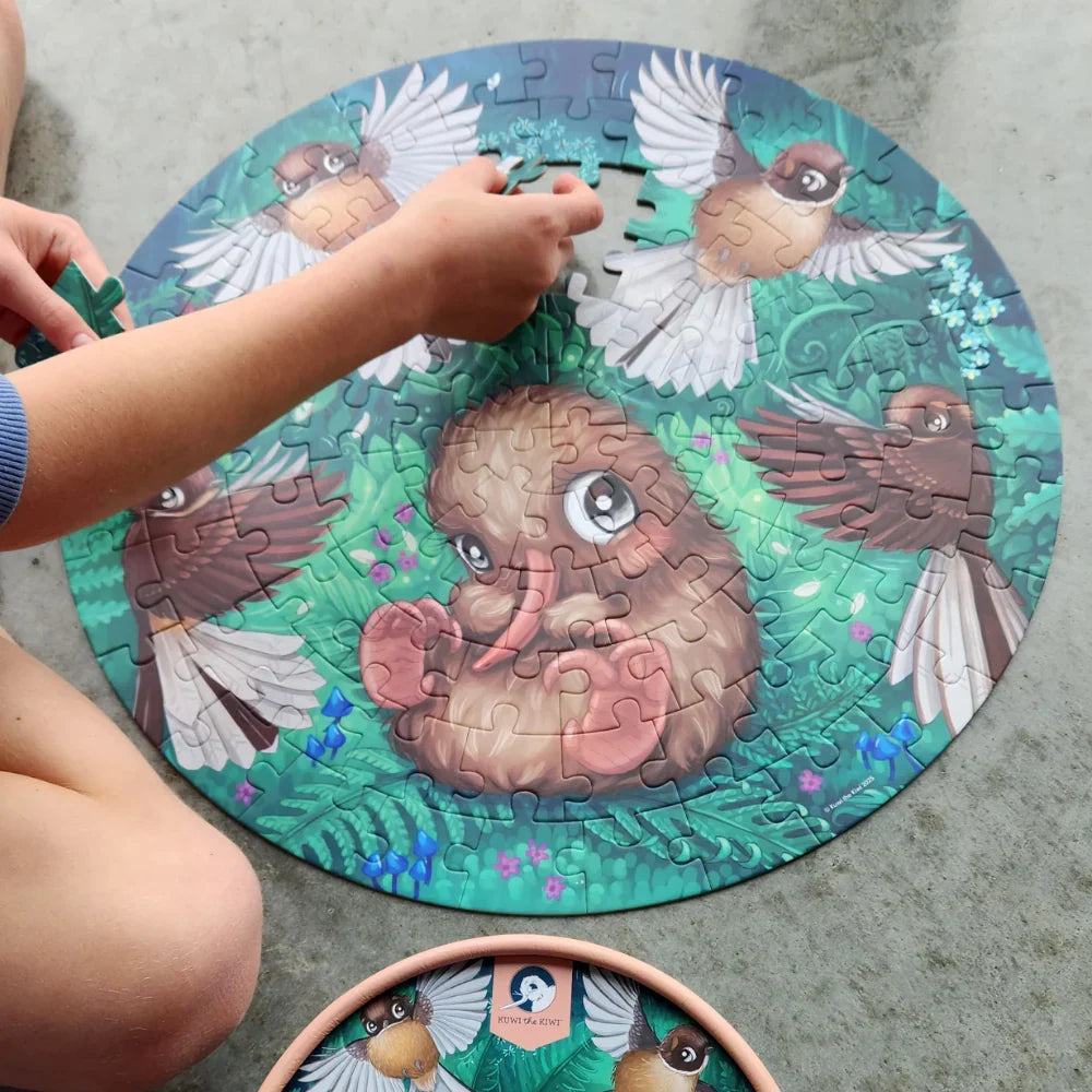 Fantail Flurry Round Puzzle - 100 piece