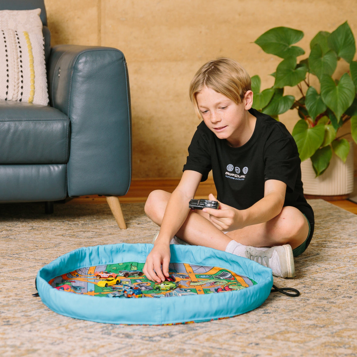 Play Pouch: Mini Pouch - Hot Wheels Race Day