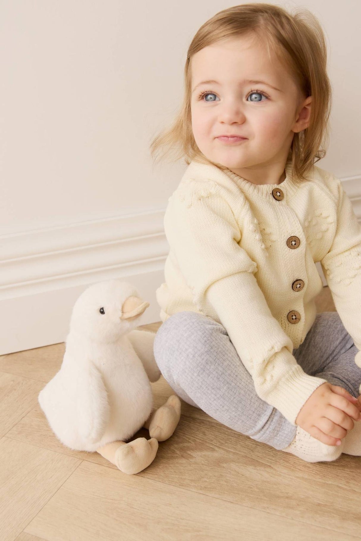 Snuggle Bunnies - Rose The Duck OS