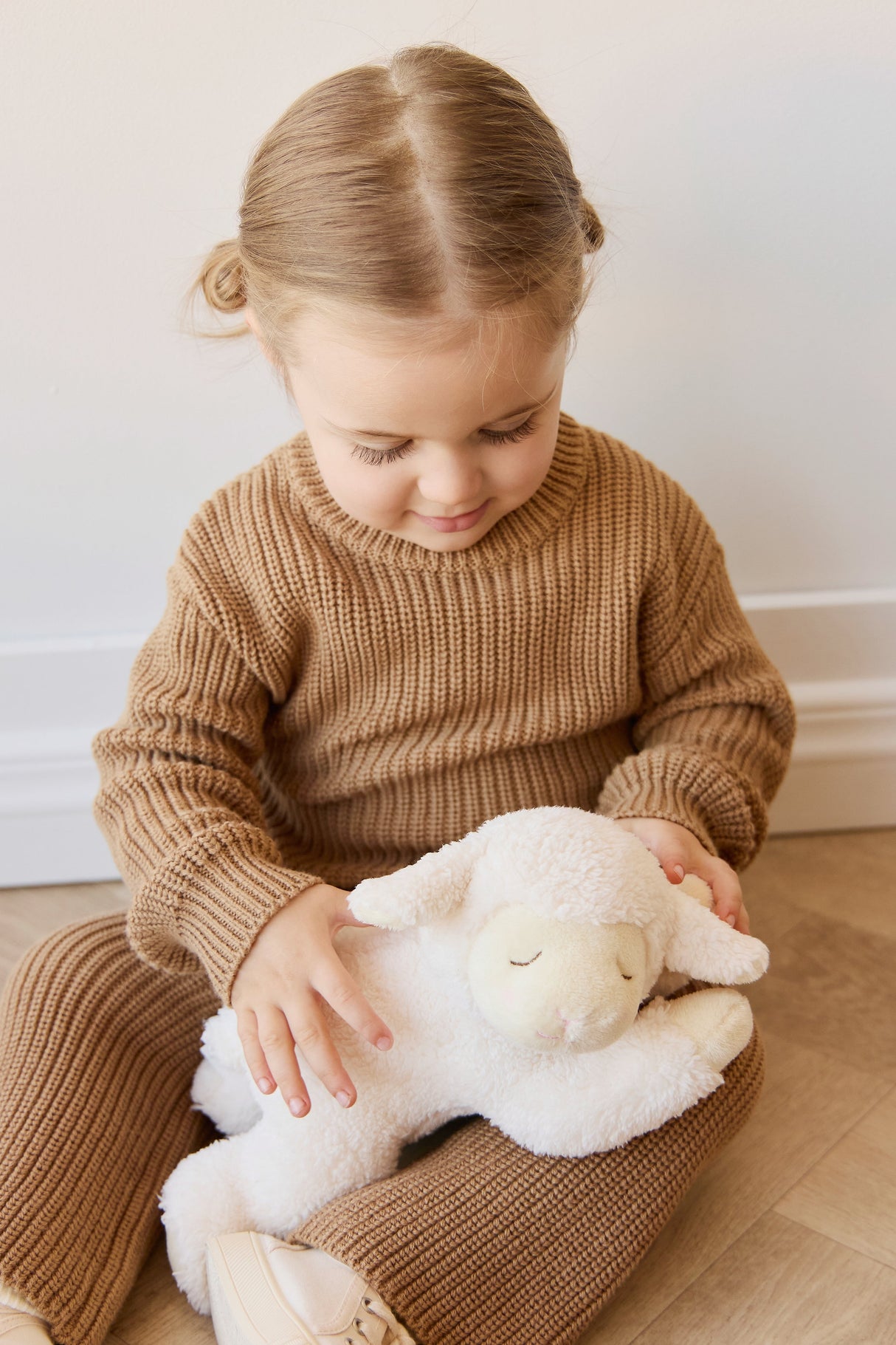 Snuggle Bunnies - Lambie OS