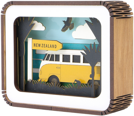 Ian Blackwell: Story Box - Kamper Yellow